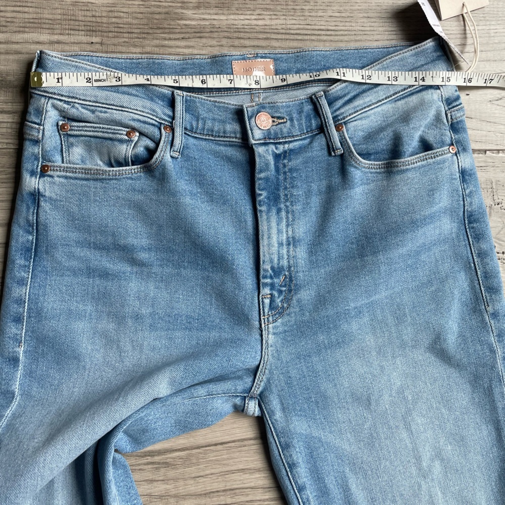 MOTHER The Weekender In Blessing In Disguise Mid Rise Flare Leg Med. Blue SZ 31 - Picture 15 of 16